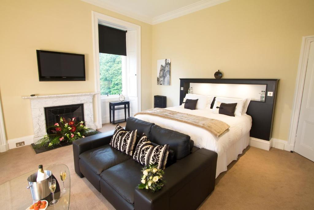 Kinnettles Castle Forfar Kamer foto